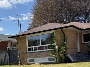24 Cora Cres, Toronto, ON M1P 4M4