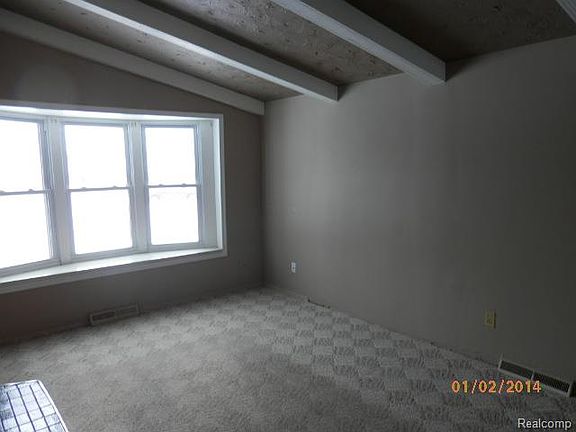 2nd image of 34850 Hiveley St