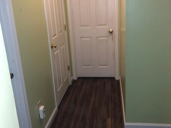 4th image of 10420 Wisteria Dr