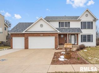 2973 48th Ave, Bettendorf, IA 52722