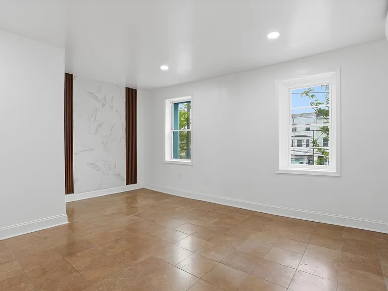 250 E Girard Ave #1 — Photo 8