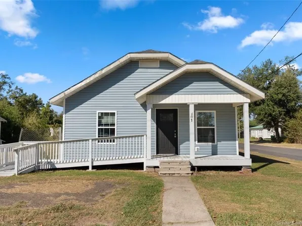 601 Mackey St, Sulphur, LA 70663