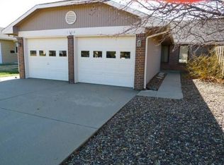 1302 McAdams Rd, Salina, KS 67401