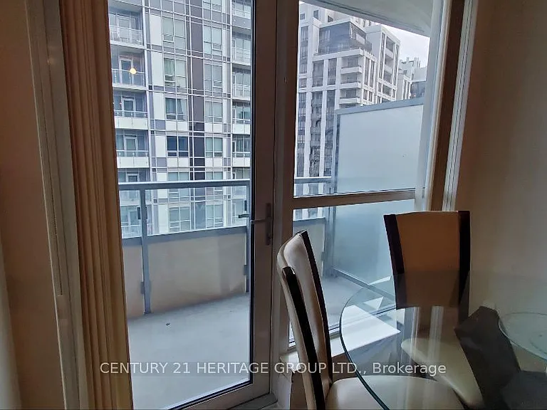 120 Harrison Garden Blvd #1431 — Photo 12