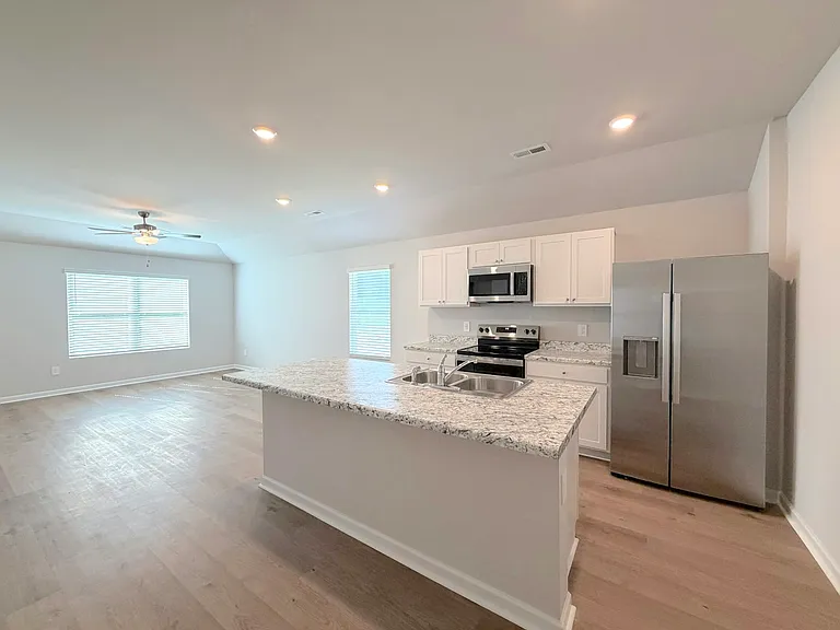 128 Challenger Way — Photo 5