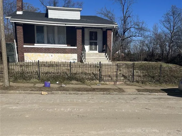 5949 Wabada Ave, Saint Louis, MO 63112