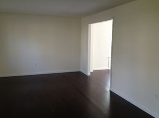 22 Gray Birch Rd, Turnersville, NJ 08012