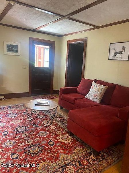 5th image of 261 Caroline Street