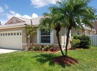 1051 NW 191st Ave, Pembroke Pines, FL 33029