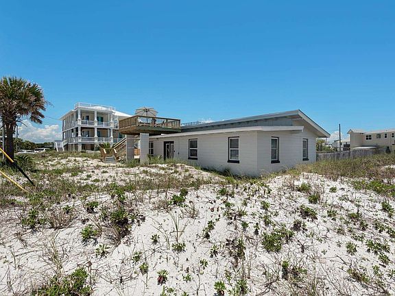 4th image of 303 Avenida 14
