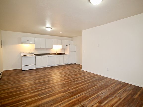 5th image of 1820 Remington Way APT B