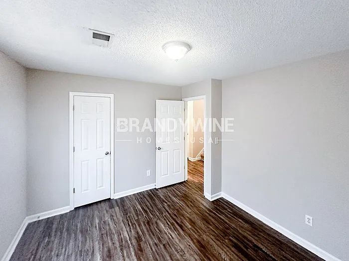 4599 White Rd — Photo 22