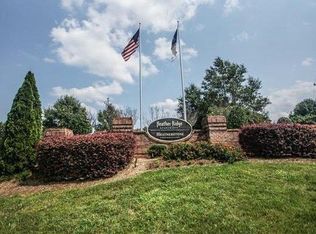 8621 Coralbell Ln, Charlotte, NC