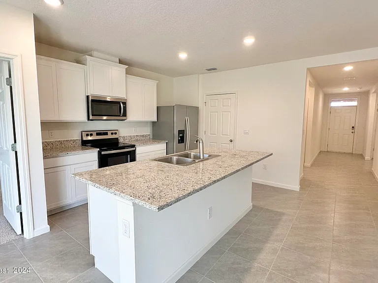6495 Topaz Dr — Photo 10