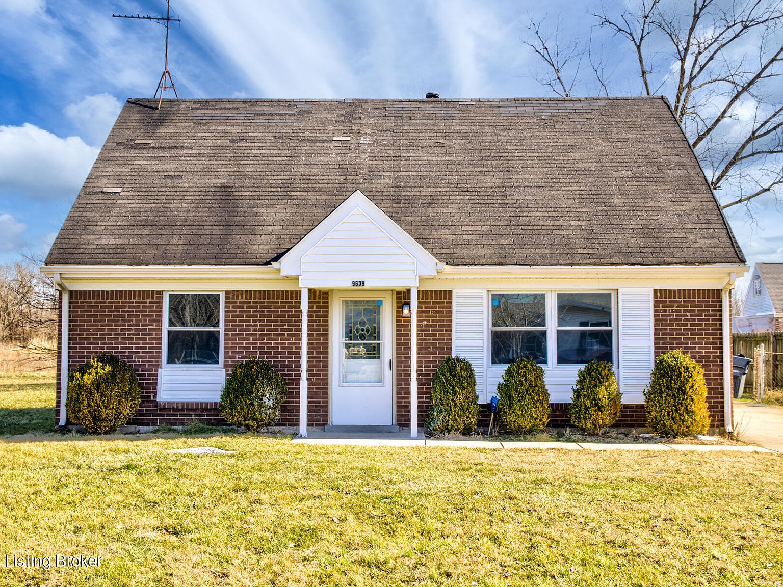 9609 Scarborough Ave, Louisville, KY 40272 Zillow