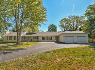 1382 Emerald Hills Dr, Nixa, MO 65714