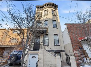 508 7th St, Union City, NJ