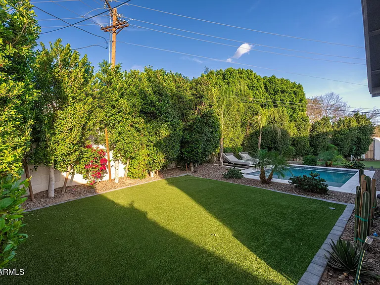 4017 N 49th Pl — Photo 33