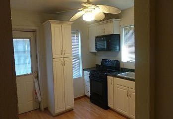 4th image of 6045 Grimshaw Ave