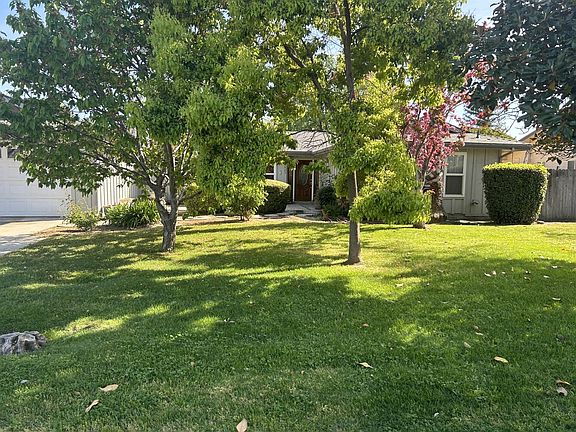 2nd image of 3529 W Iris Avenue