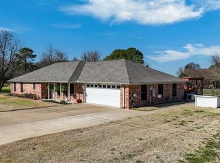 9 Starview Dr, Malakoff, TX 75148