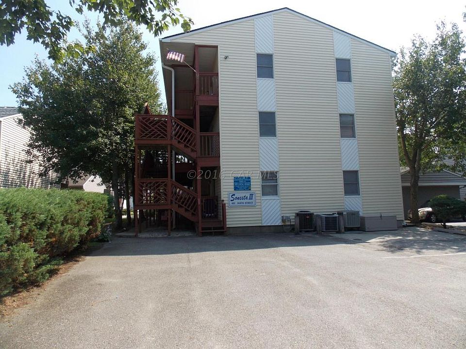 Building Photo 4
