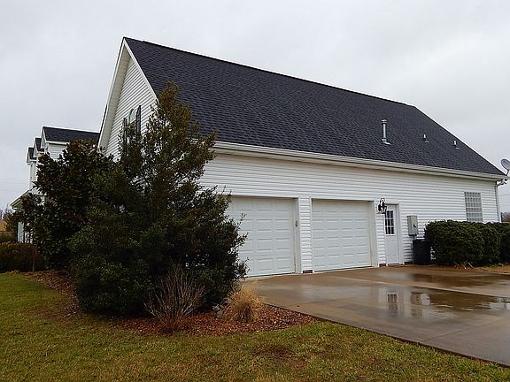2-car Attached Garage