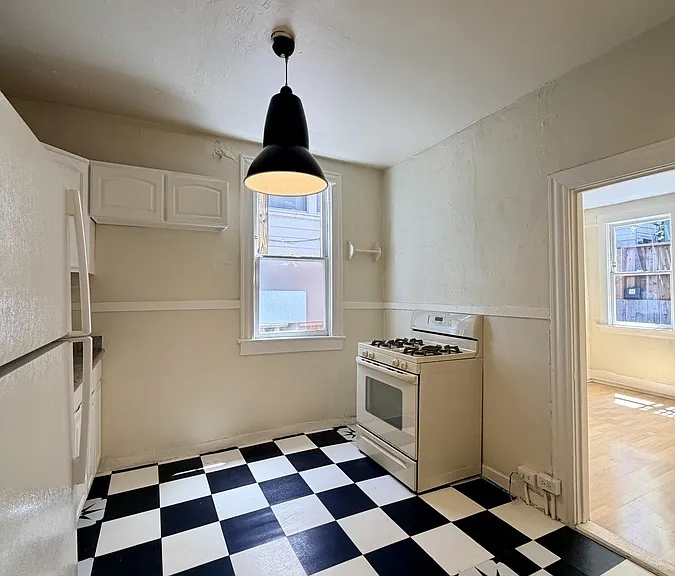 88 Elgin Park — Photo 2