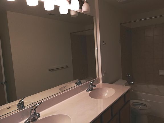 5th image of 647 Metropolitan Way Unit 311L