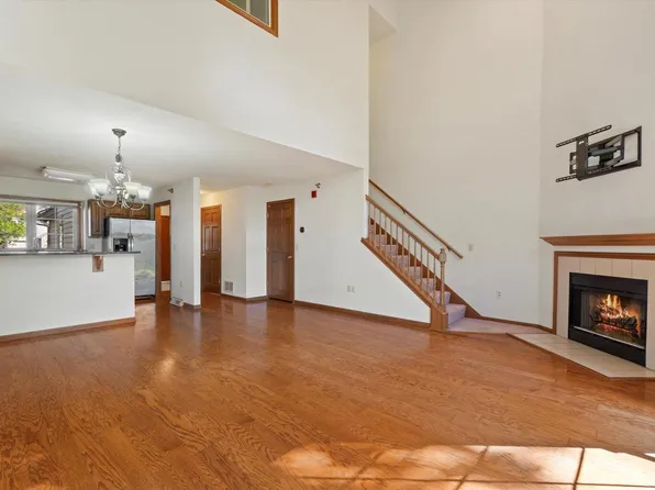 3015 River Birch DRIVE #D, Brookfield, WI 53045