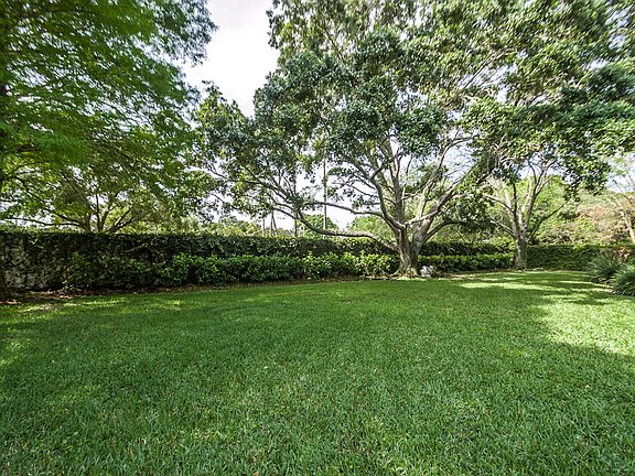 5th image of 13703 Halliford Dr