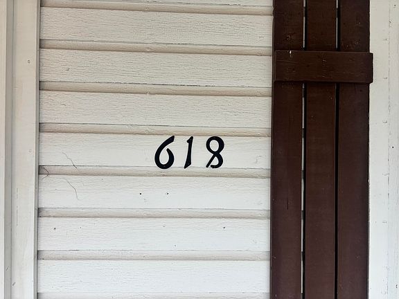 3rd image of 618 E 6th Ave