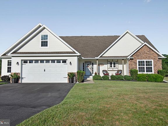 2nd image of 11409 Eagle Run