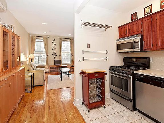 2nd image of 2098 Fredrick Douglass Blvd #2I