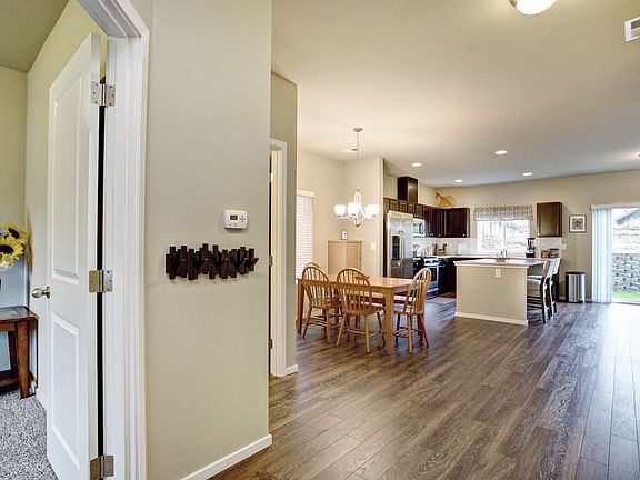 3rd image of 4325 S 52nd St