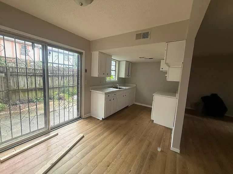 3056 Saint Croix Pl — Photo 7
