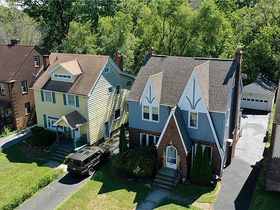 2nd image of 3604 Blanche Ave