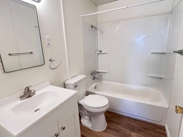 624 E Nelson Rd — Photo 5