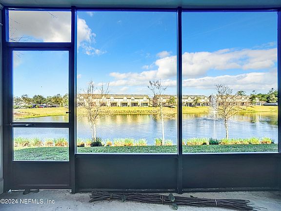 4th image of 7015 BERRYBROOK Drive