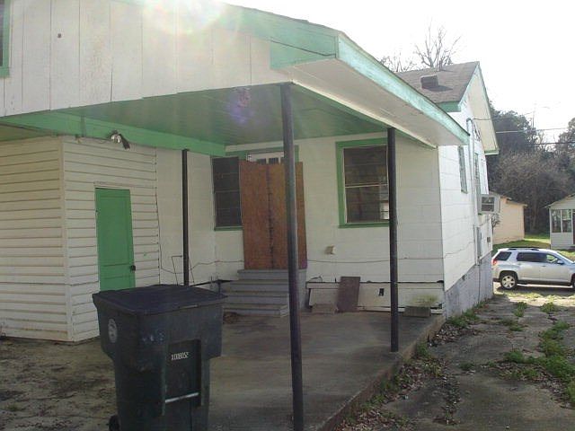 2nd image of 2711 Halls Ferry Rd