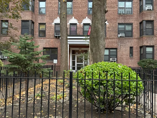 88-10 34th Avenue image 13 of 13