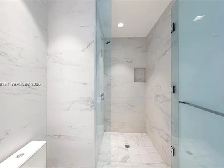 1000 Biscayne Blvd #1201 — Photo 68