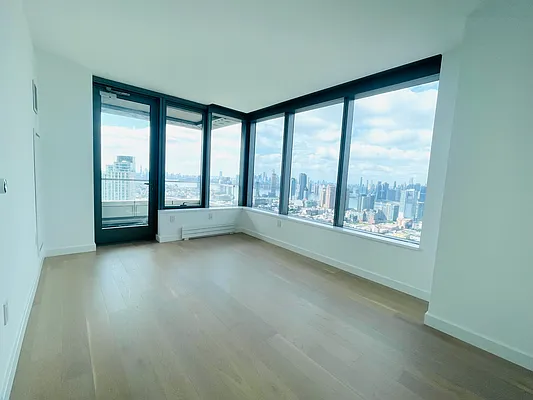 Rented by Oxford Property Group | media 22