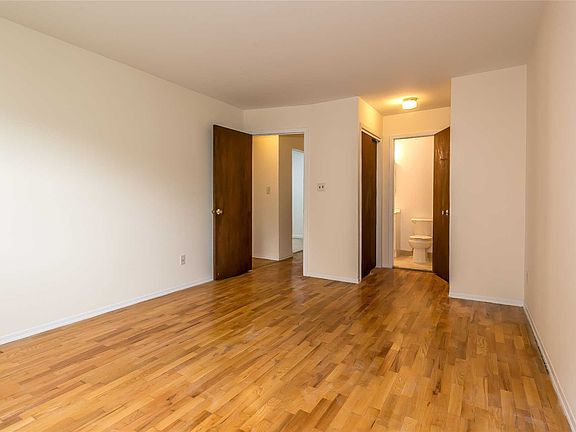5th image of 6819 Douglaston Pkwy