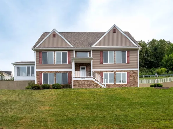 1409 Jamestown Dr, Morgantown, WV 26508