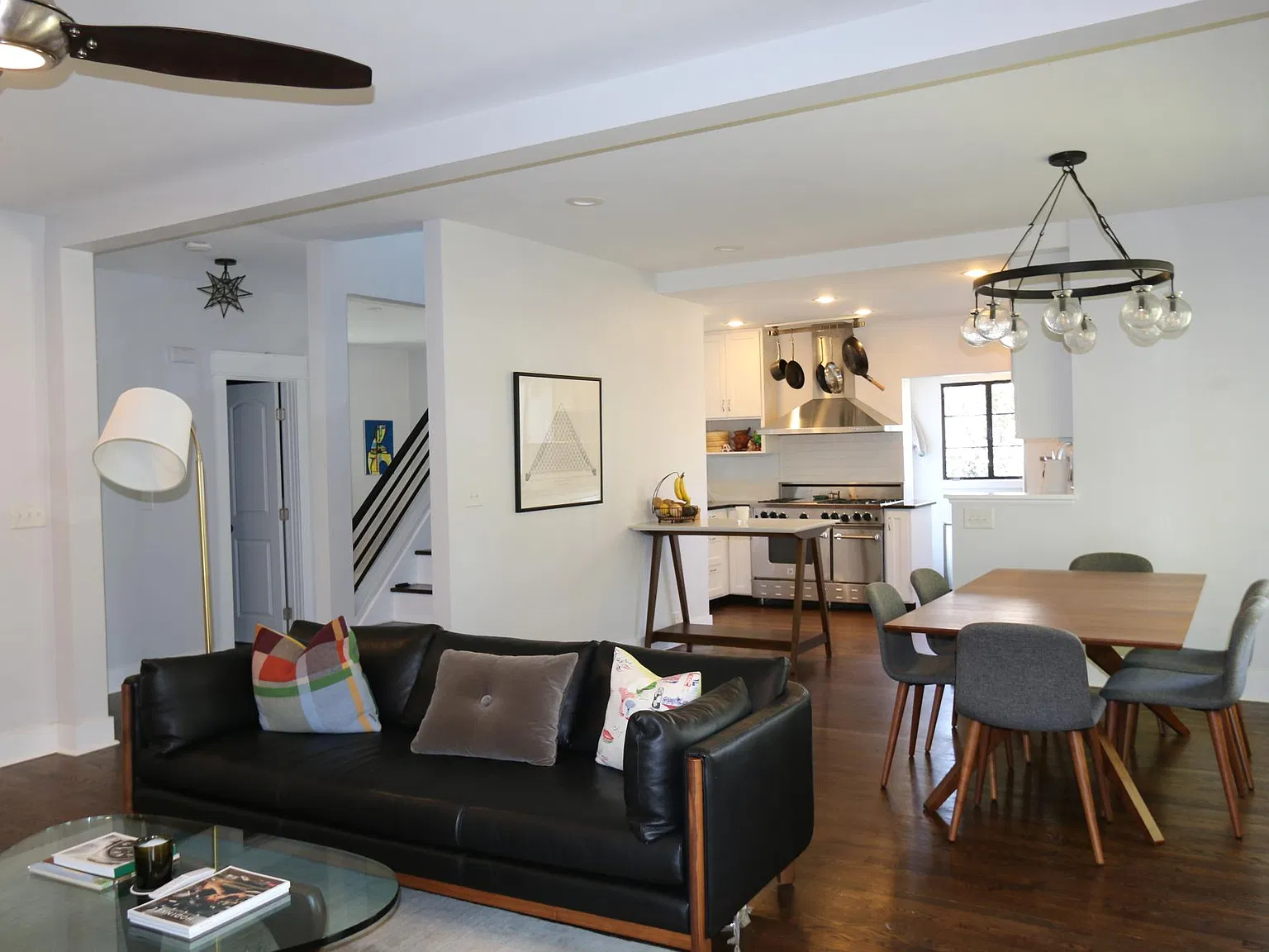 3 bed, 2284 sqft, $4,250 — Photo 3
