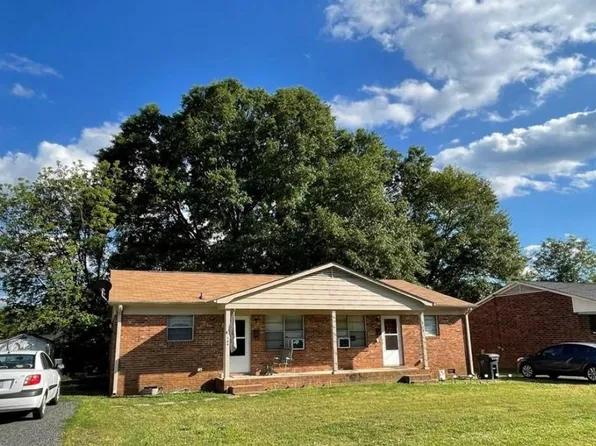 149 W College St #A, Stanley, NC 28164