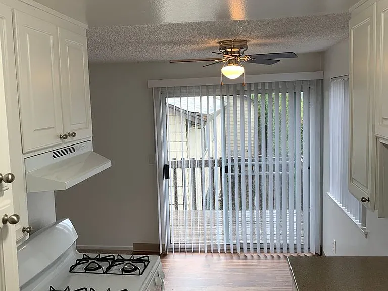 Shannon South Apartments — Photo 6