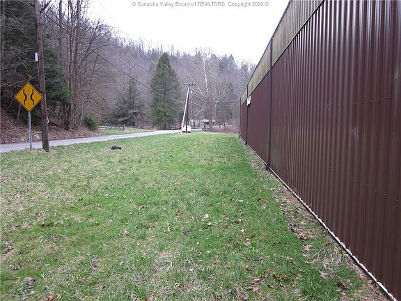 4th image of 0 Kanawha State Forest Dr