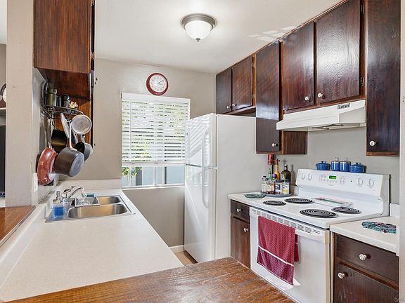 5th image of 10357 Carefree Dr
